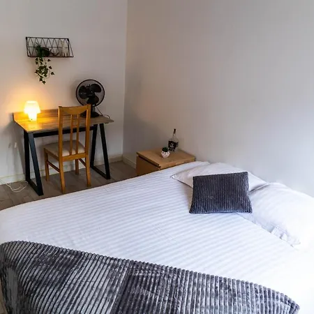 Appartement Le Sperata - Bel En Centre Avec 2 Chambres, Terrasse Et Parking